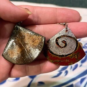 Handpainted swirl coconut shell earrings
